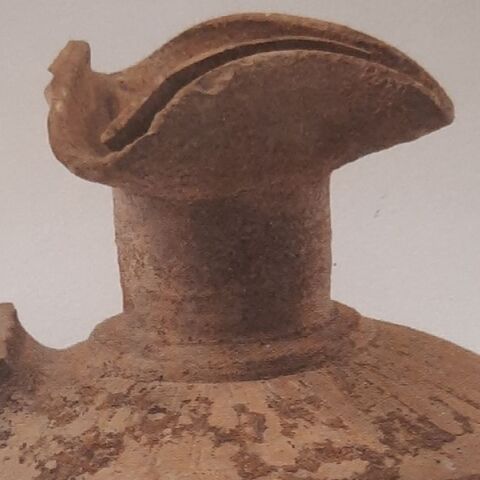 Πρώιμη κορινθιακή οινοχόη με πώμα, 620-600 π.Χ.