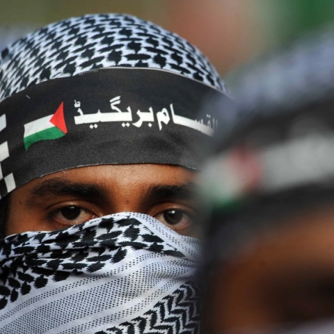 Υποστηρικτές του ισλαμικού πολιτικού κόμματος Jamat-e-Islami παρευρίσκονται σε συγκέντρωση αλληλεγγύης προς τον παλαιστινιακό λαό στο Καράτσι του Πακιστάν