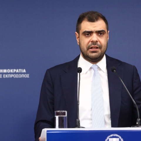 Ο Κυβερνητικός Εκπρόσωπος Παύλος Μαρινάκης μιλάει σε συνέντευξη τύπου