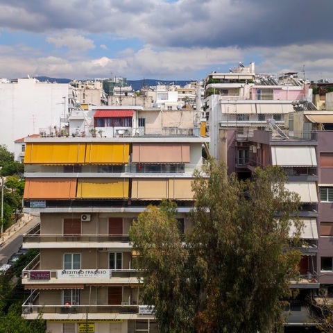 Πολυκατοικίες στο λεκανοπέδιο που παρατηρείται αύξηση στις τιμές των ενοικίων