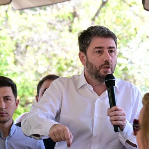 Ο πρόεδρος του ΠΑΣΟΚ μίλησε από την Ηλιούπολη 