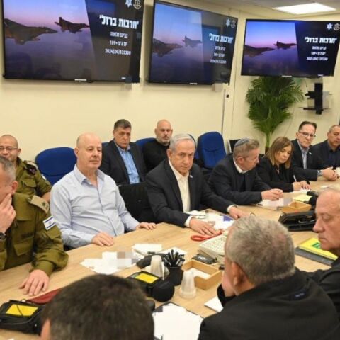 Πολεμικό συμβούλιο στο Ισραήλ 