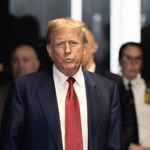 Mεγάλη ένταση ανάμεσα στον Τραμπ και τον δικαστή: Τον απείλησε με φυλάκιση