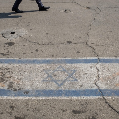 Κρίσιμες ώρες στη Μέση Ανατολή: Διπλωματικός «πυρετός» ενώ το Ισραήλ ζυγίζει την αντίδρασή του