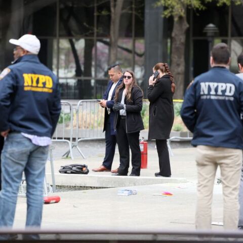 Τραμπ: Ένα άτομο αυτοπυρπολήθηκε την ώρα εκδίκασης υπόθεσης εις βάρος του