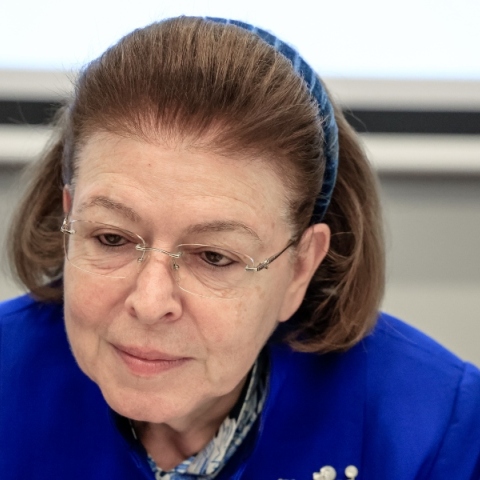 Η υπουργός Πολιτισμού Λίνα Μενδώνη