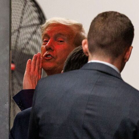 ΗΠΑ: Εκδότης κατέθεσε κατά του Τραμπ