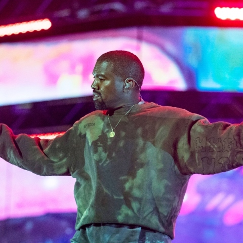 Καριέρα στην πορνογραφία σχεδιάζει να ξεκινήσει ο Kanye West με το «Yeezy Porn Studio»