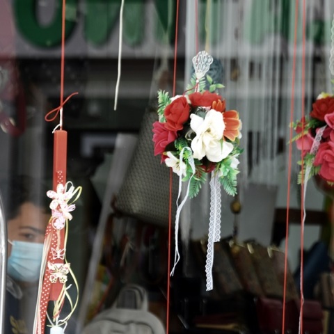 Σε ισχύ από σήμερα τίθεται το εορταστικό ωράριο λόγω για το Πάσχα