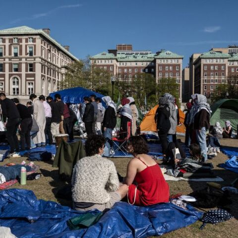 Φοιτητές του Κολούμπια συμμετέχουν σε κινητοποίηση υπέρ των Παλαιστινίων