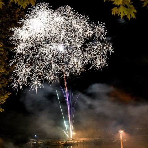 «Τα βεγγαλικά δεν είναι παιχνίδι» - Η ανάρτηση της ΕΛΑΣ για το έθιμο 