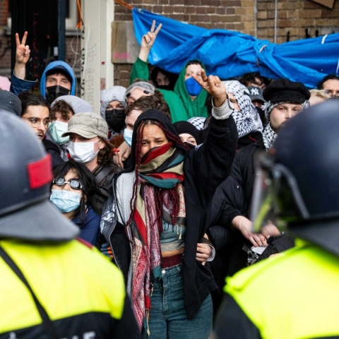 αστυνομια, διαδηλωτες