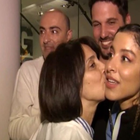 Η Μαρίνα Σάττι με τη μητέρα της στο Μάλμε 