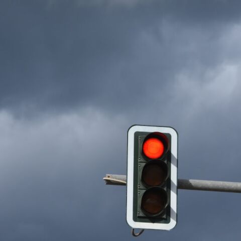 Αθήνα: Οδηγούσε μοτοσικλέτα χωρίς πινακίδες κυκλοφορίας