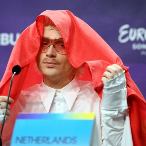 ανδρας, μικροφωνο