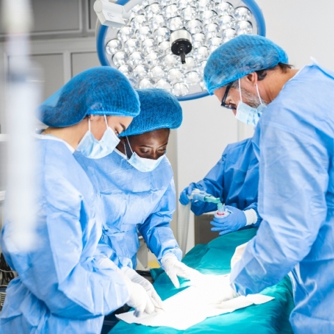 χειρουργοι