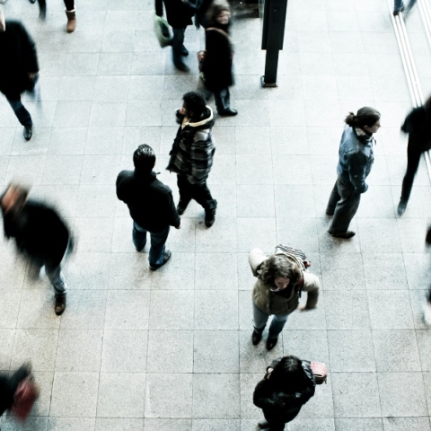 κοσμος περπαταει