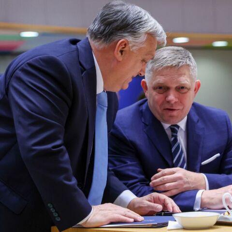 Σλοβακία: Σοκαρισμένοι οι Ευρωπαίοι ηγέτες από την επίθεση στον Ρόμπερτ Φίτσο