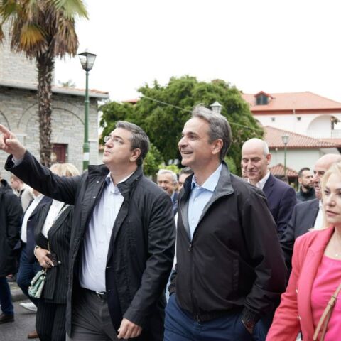 Ο πρωθυπουργός Κυριάκος Μητσοτάκης στην Κατερίνη στο πλαίσιο της περιοδείας για τις Ευρωεκλογές 