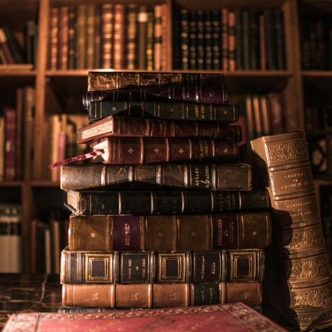 Μυτιλήνη: Κάηκε ολοσχερώς το Πνευματικό Κέντρο Καλλονής «Λέσχη Αρίσβη» 