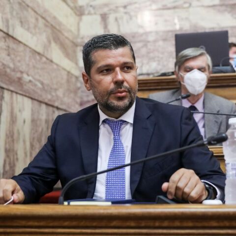 Στάσσης (ΔΕΗ): Προτάσεις για εξηλεκτρισμό, αποθήκευση και επενδύσεις στα δίκτυα