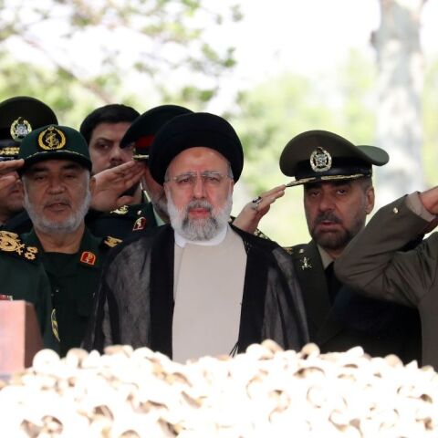 Ραΐσι: Ο θάνατος του φέρνει στο προσκήνιο την εκλογική διαδικασία στο Ιράν