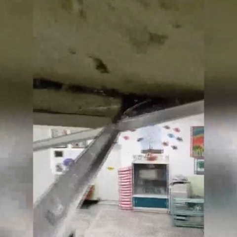 Υπό κατάρρευση σχολική αίθουσα στο δημοτικό σχολείο στην Κηφισιά 