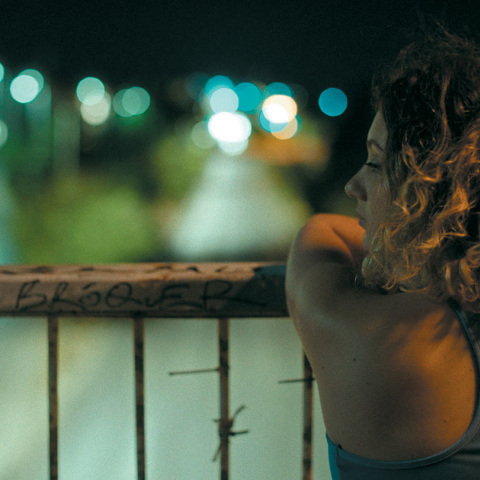 Μέντιουμ: Η γοητεία της ενηλικίωσης