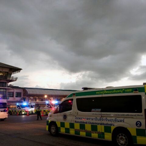 Πτήση Singapore: Επιβάτες χρειάζονται επέμβαση στην σπονδυλική στήλη