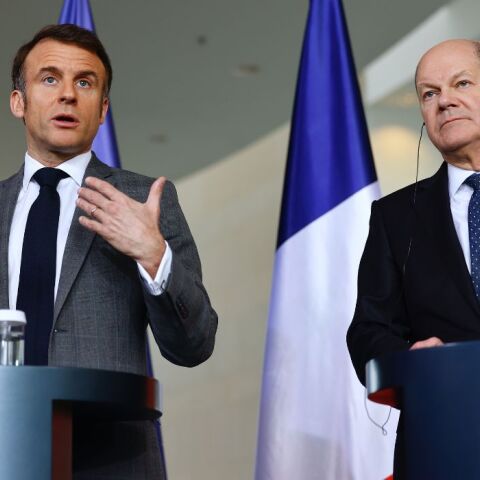 Ευρωεκλογές 2024: Κοινό άρθρο Μακρόν - Σολτς για το διακύβευμα τους