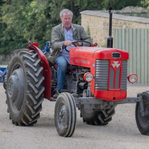 Τζέρεμι Κλάρκσον: Στείλτε τους νέους στα χωράφια όχι στον στρατό  