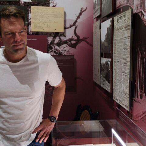 KKE: Αντίδραση για την επίσκεψη Κασσελάκη στο Μουσείο Μπελογιάννη