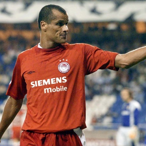 Ο Ριβάλντο με τα ερυθρόλευκα 