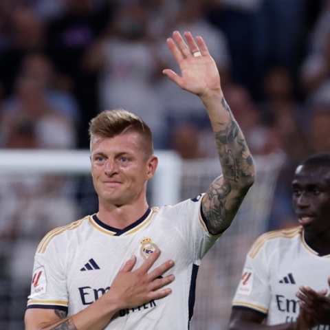 2 ποδοσφαιριστες