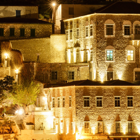 Ύδρα: Η ιστορική Ακαδημία Εμπορικού Ναυτικού