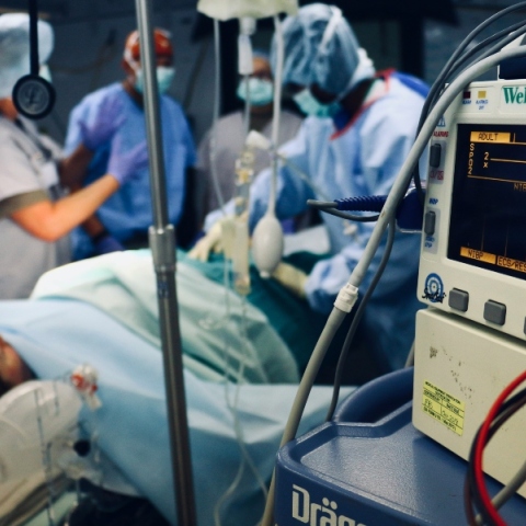 χειρουργοι, ασθενης, νοσοκομειο