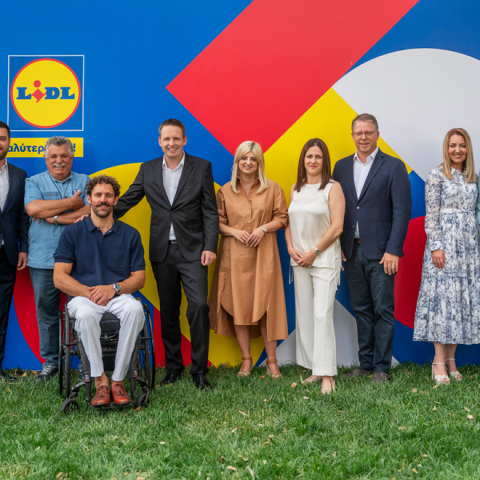 Ιωάννης Καρανάτσιος, Λευτέρης Λαζάρου, Αντώνης Τσαπατάκης, Martin Brandenburger, Νικολέττα Κολομπούρδα, Αφροδίτη Πάμπα, Joachim Grabert, Βασιλική Αδαμίδου, Γιώργος Καπουτσίδης