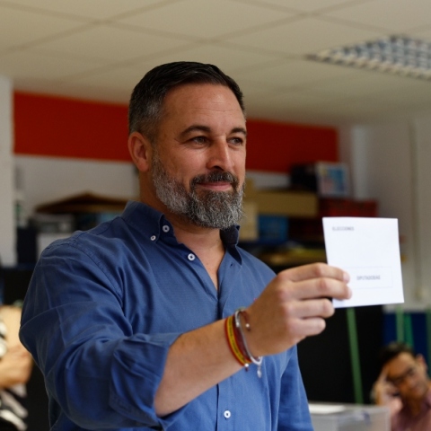 Ο αρχηγός του ισπανικού ακροδεξιού κόμματος Vox Σαντιάγο Αμπασκάλ 