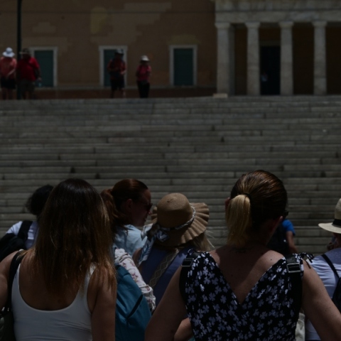 Τέλος του καύσωνα από σήμερα - Η θερμοκρασία θα σημειώσει μικρή πτώση