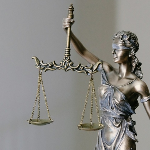 Η πρώην σύζυγος του γνωστού ποινικολόγου τον είχε μηνύσει για ενδοοικογενειακή βία το 2017