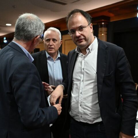 Ραγκούσης: Εξοργισμένος με την διαγραφή Θεοχαρόπουλου