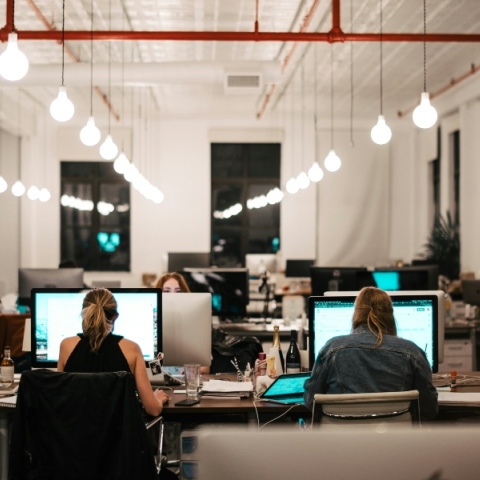 γραφεια, υπαλληλοι, υπολογιστες