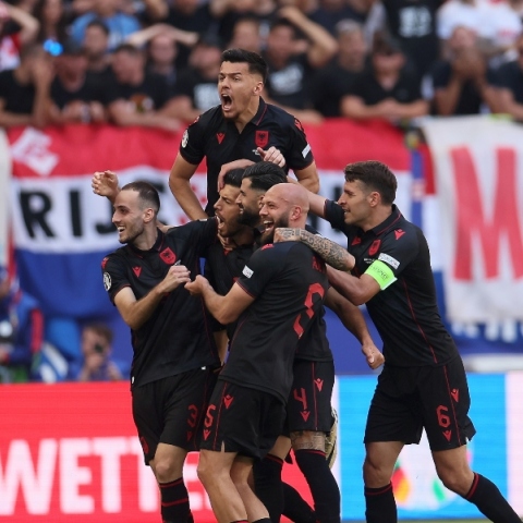 ποδοσφαιριστες πανυγηριζουν