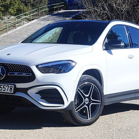 Mercedes GLA250e Plug-In-Hybrid