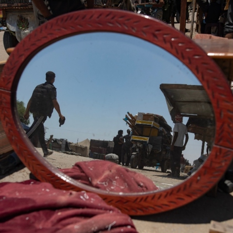 καθρεπτης, φορτηγο, συντριμμια