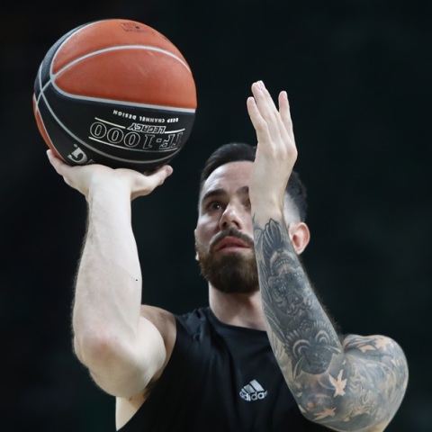 Ο Ολυμπιακός ανακοίνωσε την απόκτηση του Λούκα Βιλντόζα 