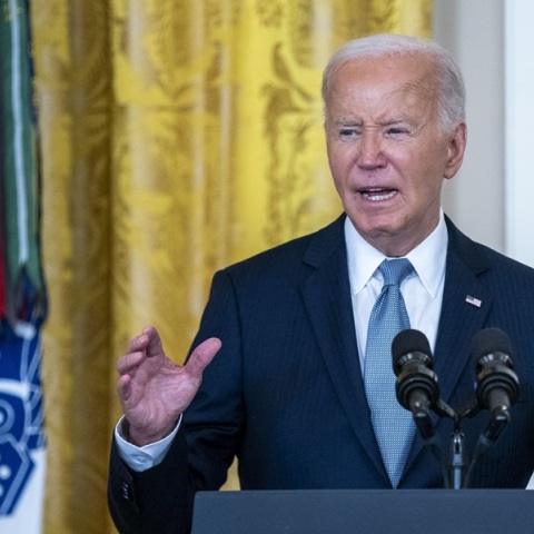 Τζο Μπάιντεν: Μόνο ο Θεός μπορεί να με βγάλει από την κούρσα - Κακή παρένθεση το ντιμπέιτ