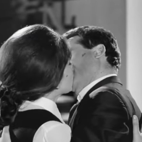 Παγκόσμια Ημέρα Φιλιού: Το χιουμοριστικό βίντεο της Finos Film