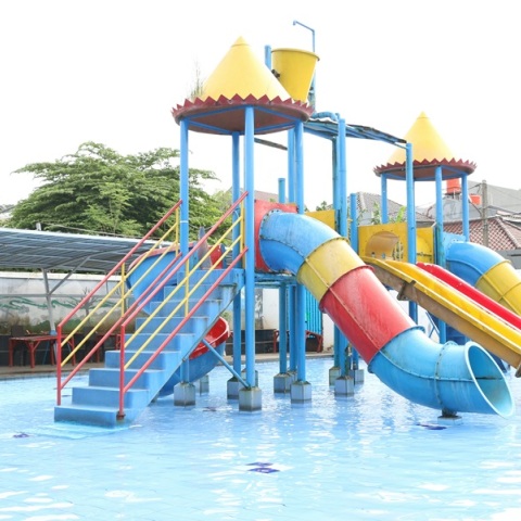 Τραγωδία στη Θεσσαλονίκη: 32χρονη πέθανε σε υδάτινο πάρκο μπροστά στα παιδιά της