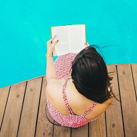 13 βιβλία ελληνικής λογοτεχνίας για το καλοκαίρι του 2024